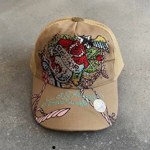 NWOT Ed Hardy Love Kills Slowly Mesh Snapback Trucker Hat Cap Embellished